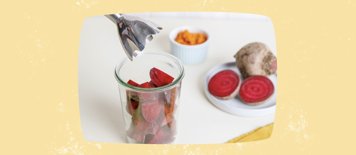 Rote Bete, Karotten und Spinat einzeln pürieren Rote Bete, Karotten und Spinat einzeln pürieren